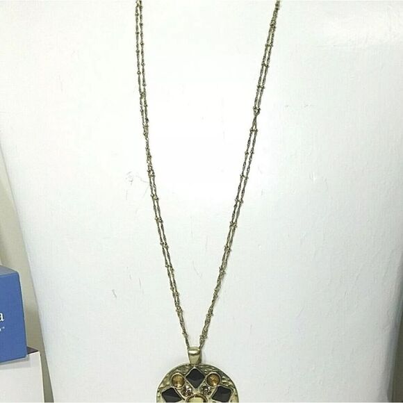 Lia Sophia "SOLSTICE" Pendant Necklace, Sparkling Cut Crystals, NWOT 32-35" - Picture 4 of 9